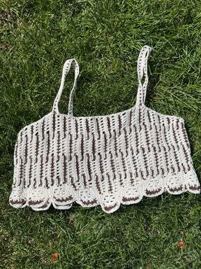 Forever 21 Crochet Scallop-Hem Crop Top in Cream and Brown